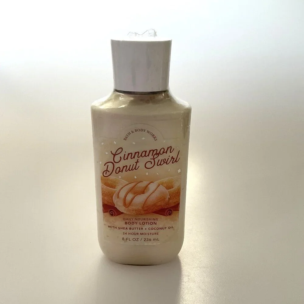 BATH AND BODY CINNAMON DONUT SWIRL SHOWER GEL AND LOTION (SET OF 2) - Picture 7 of 11